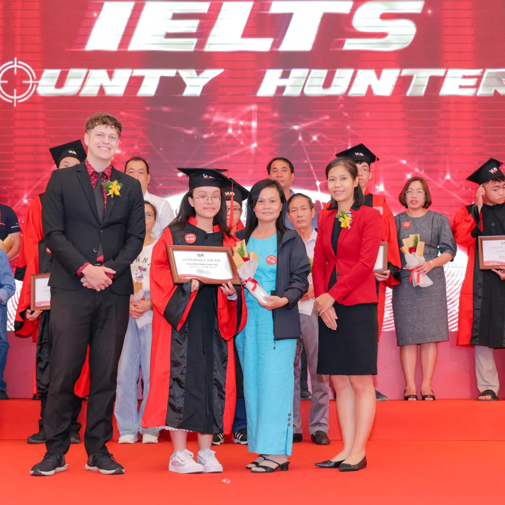 Học viên NGUYỄN THIÊN THỤY NHI