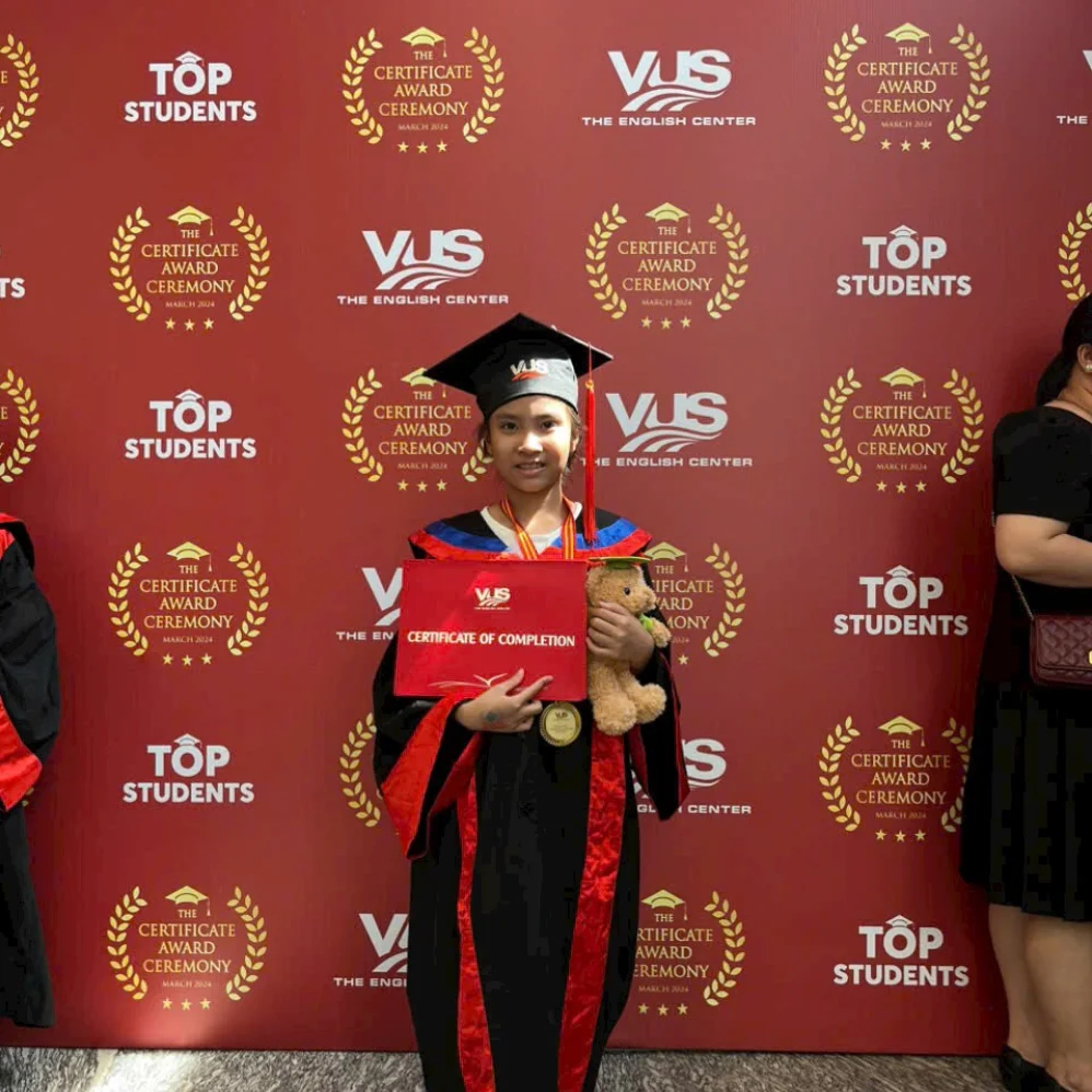 Học viên Tạ Hoàng Linh