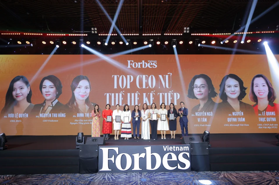 CEO VUS chia sẻ quan điểm ở Women's Summit - Forbes Việt Nam