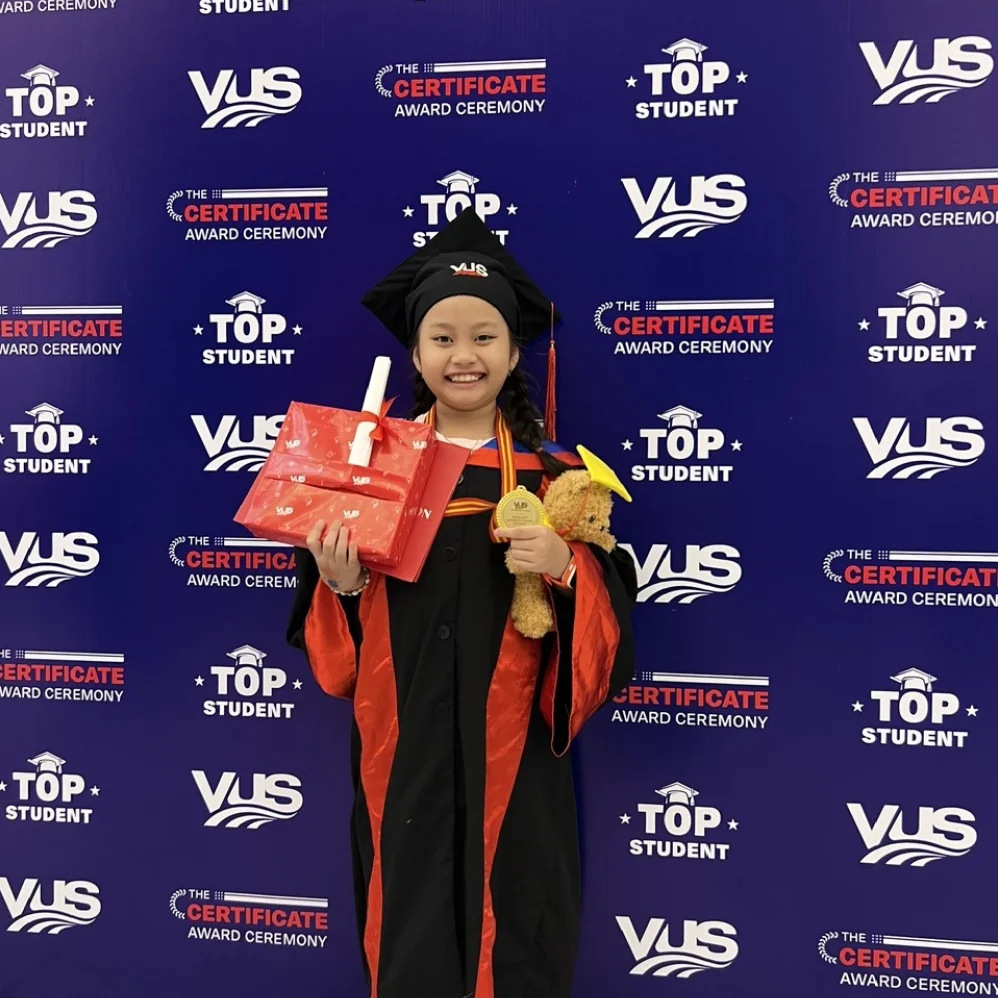 Học viên Hồ Uyên Nhi