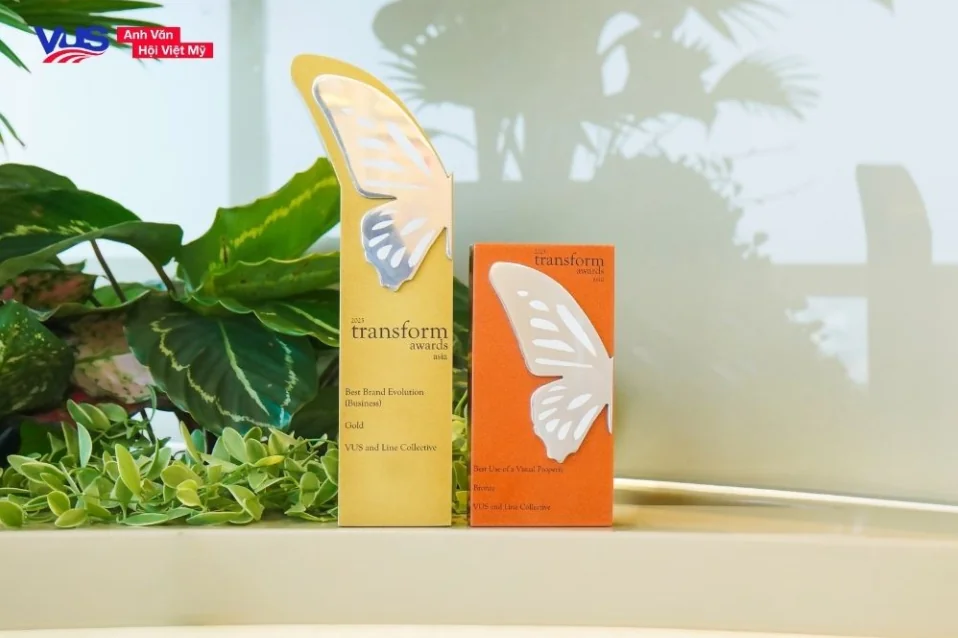 Bộ nhận diện thương hiệu mới của VUS lập 'chiến thắng kép' xuất sắc tại transform awards asia 2025