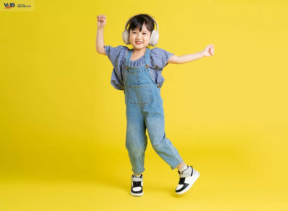 Khóa học tiếng Anh dành cho học sinh mầm non Happy Kids - Học sớm và thành tài với VUS