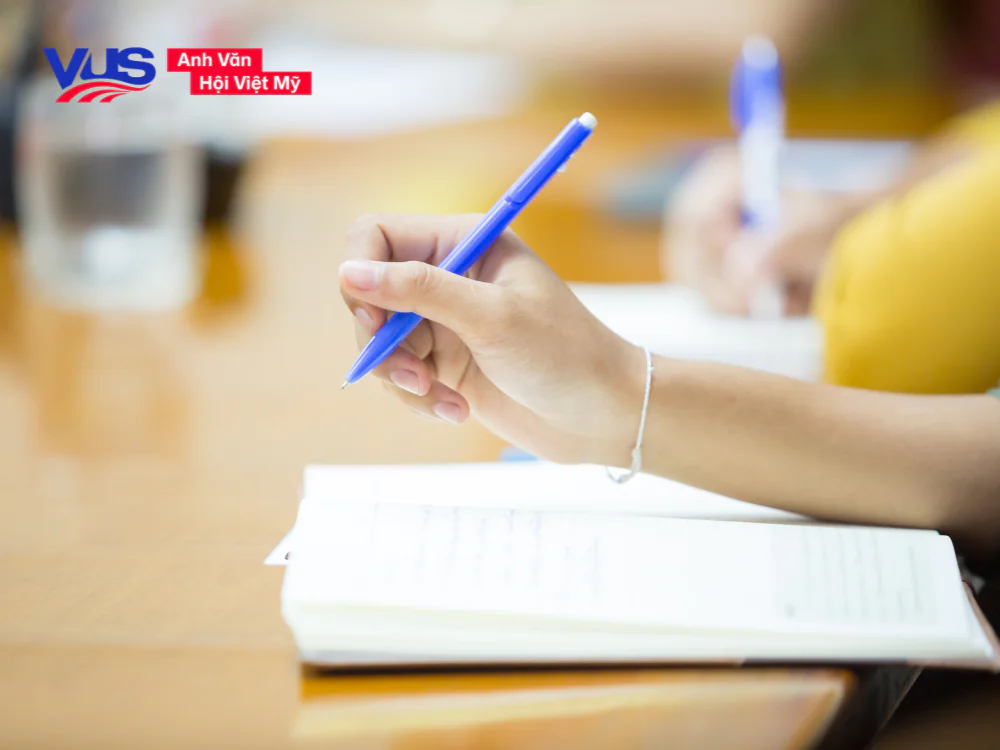 Các cách dùng cấu trúc On behalf of là gì?