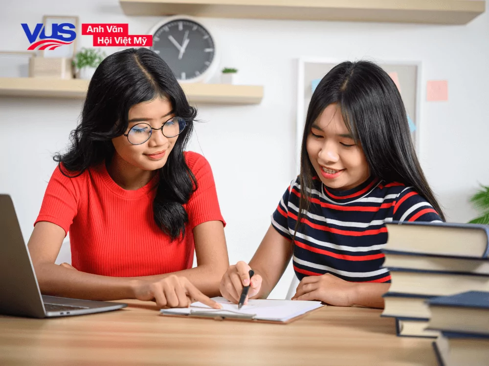 Luyện viết tiếng Anh cùng người có kinh nghiệm