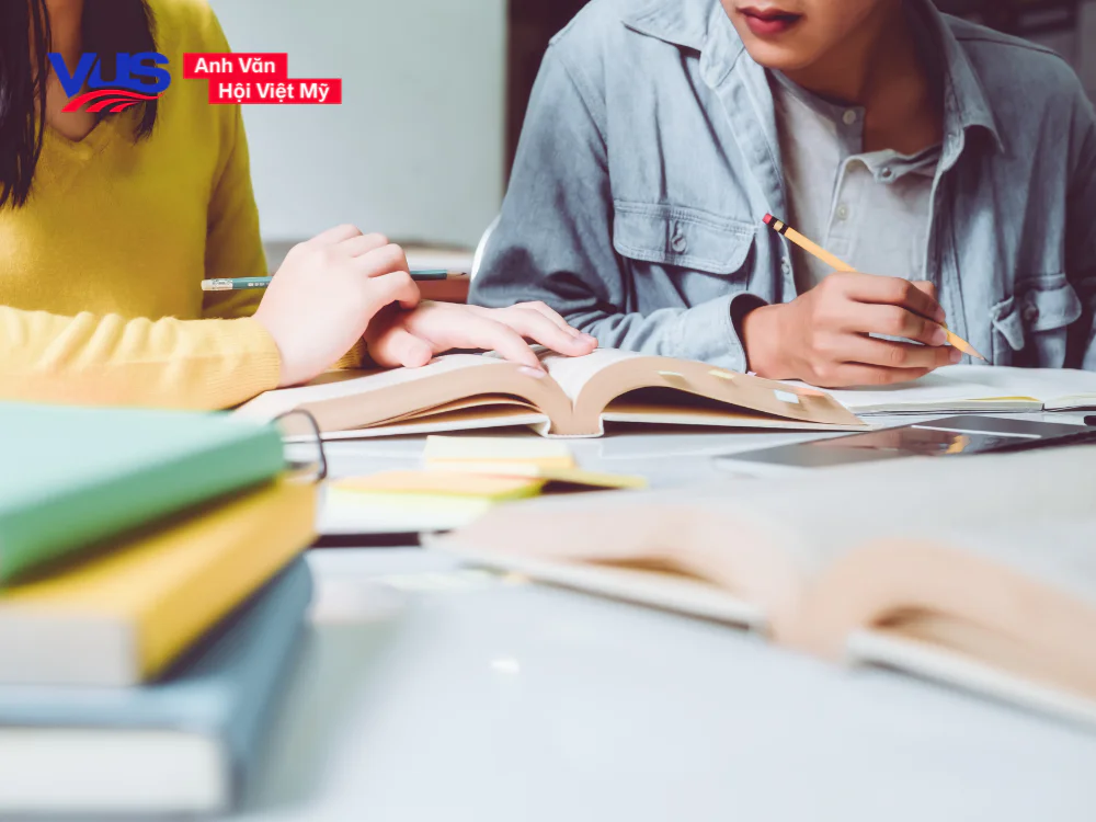 Cấu trúc thì hiện tại đơn và hiện tại tiếp diễn