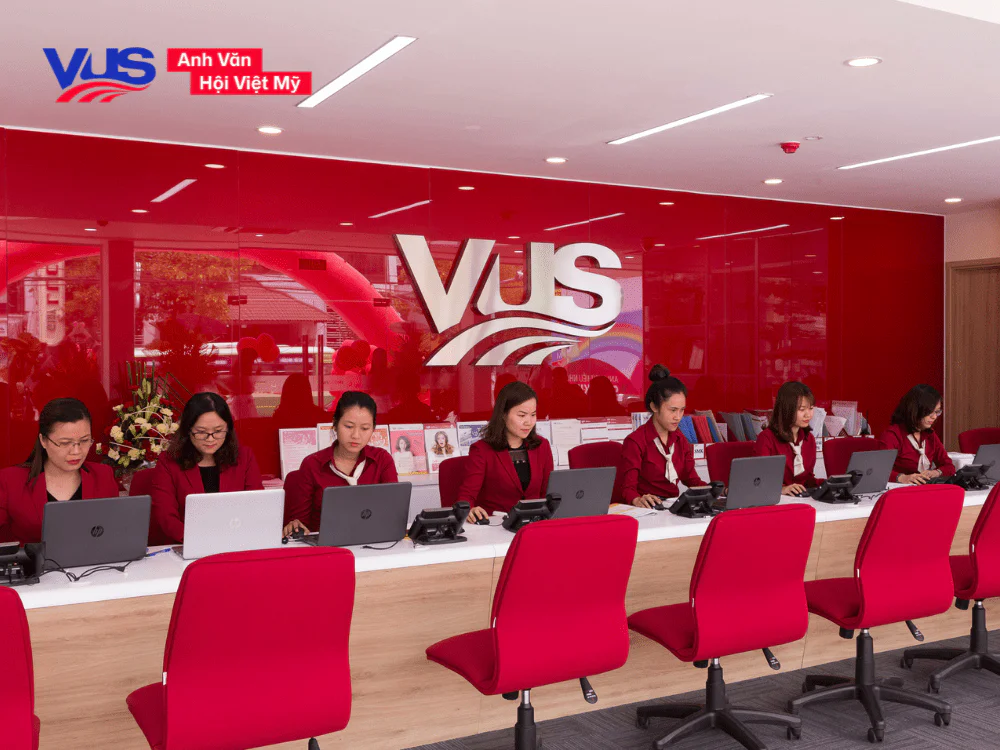 Học tiếng Anh cho người đi làm tại VUS