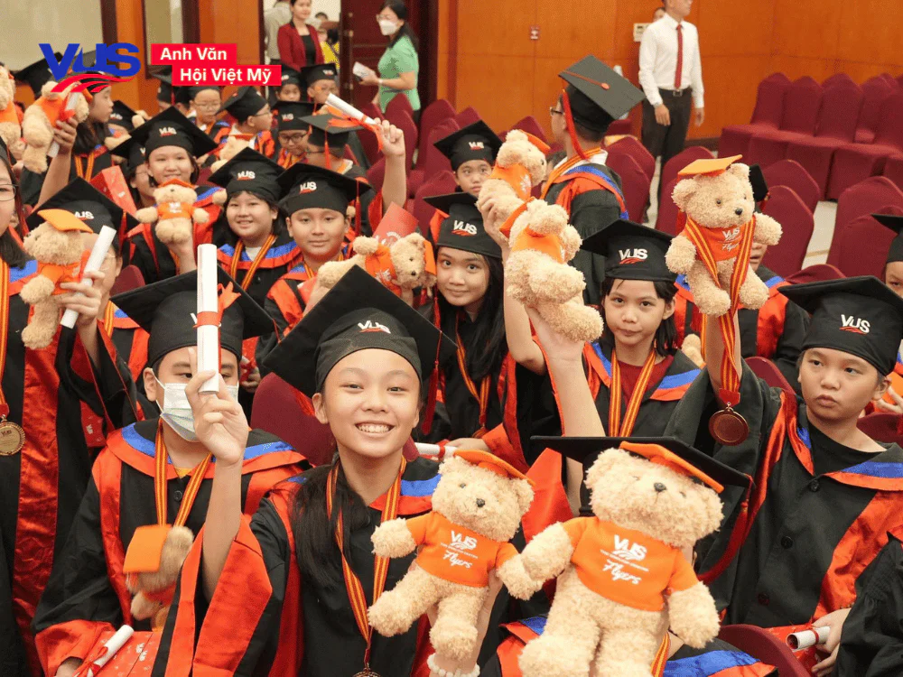 Phụ huynh nói gì về VUS Nha Trang