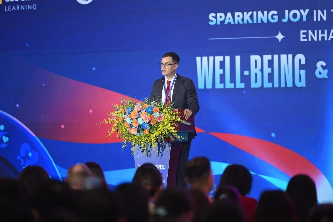 VUS tesol 2025: khơi dậy niềm vui trong lớp học tiếng Anh: đề cao giá trị của lớp học hạnh phúc và dung hợp