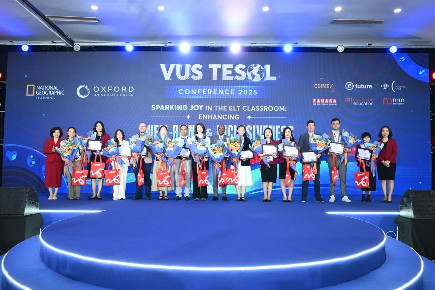 VUS tesol 2025: khơi dậy niềm vui trong lớp học tiếng Anh: đề cao giá trị của lớp học hạnh phúc và dung hợp