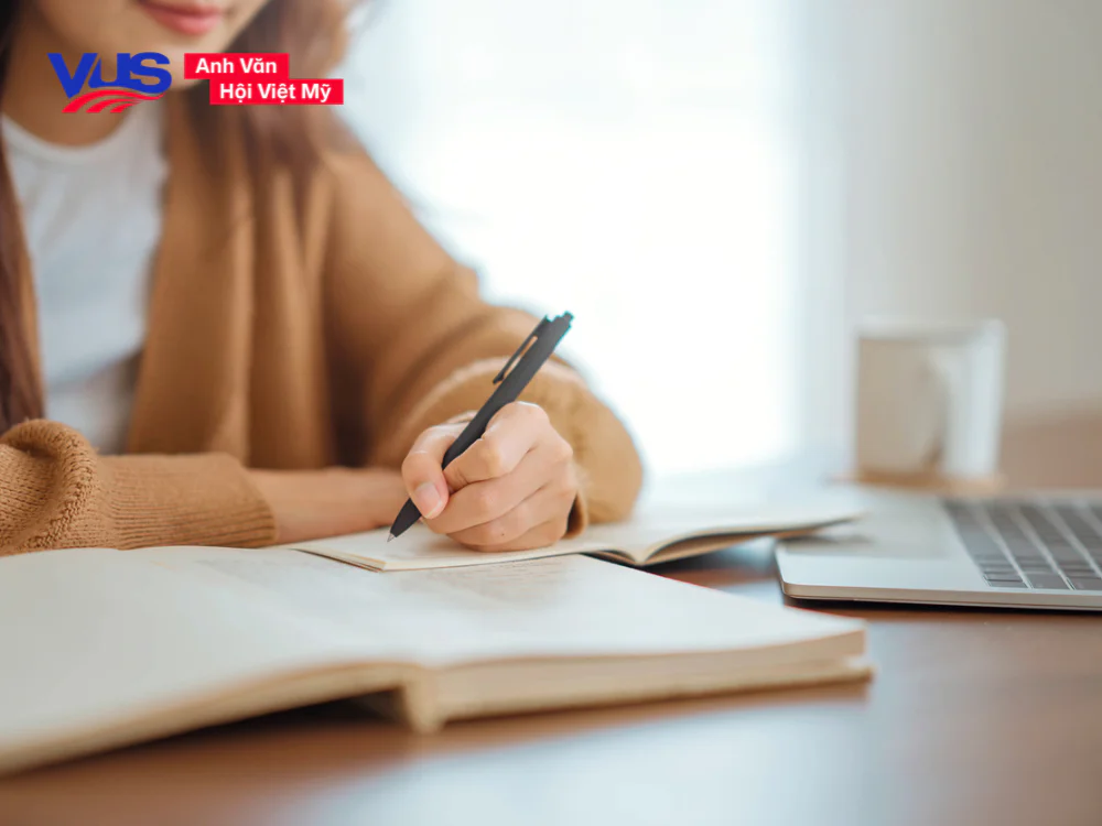 Cùng VUS chinh phục các dạng bài tập điểm ngữ pháp modal verb