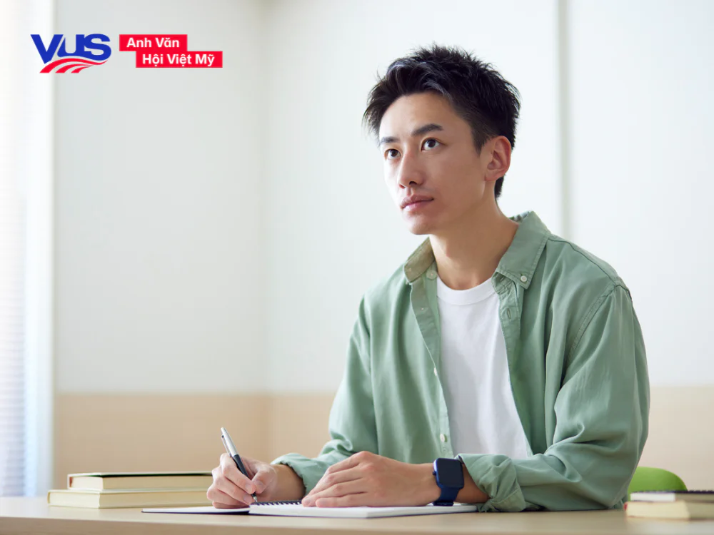 Từ đồng nghĩa và trái nghĩa với Essential trong tiếng Anh