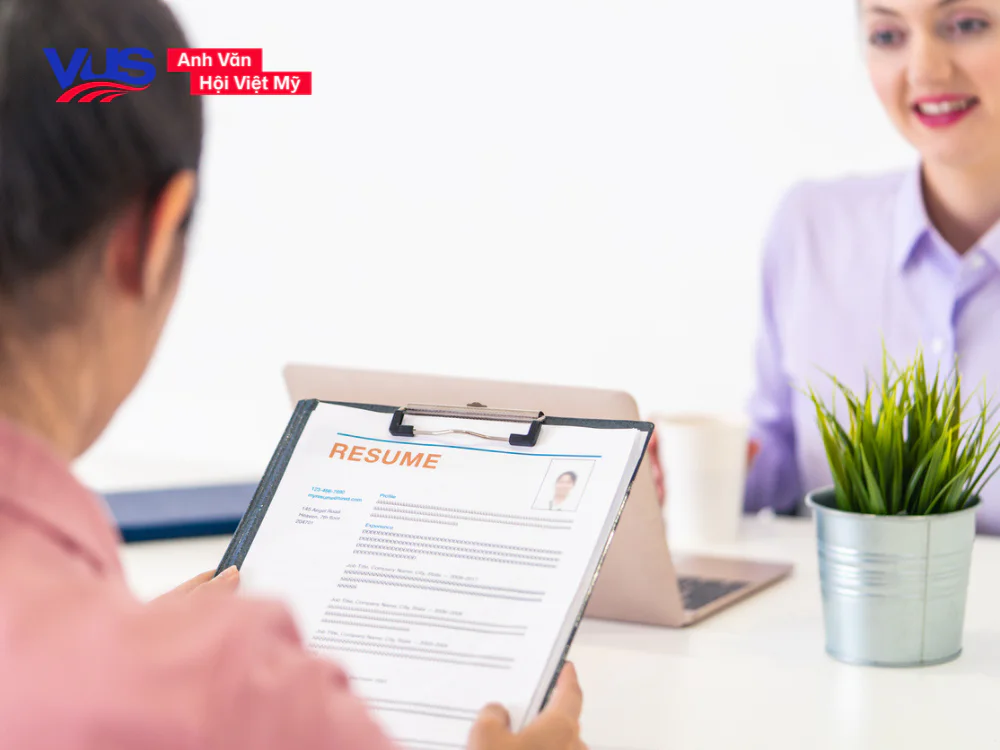 Ứng dụng từ vựng nghề nghiệp tiếng Anh khi viết CV