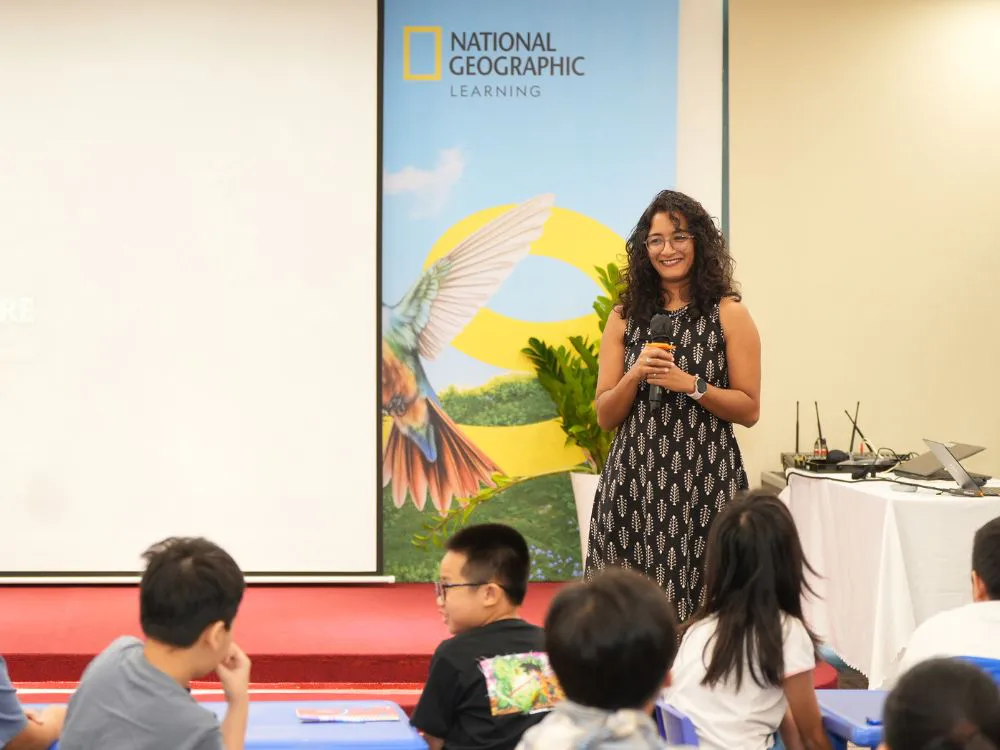 Nhà thám hiểm Anusha Shankar mang đến câu chuyện nghiên cứu thú vị về tập quán của loài chim hút mật