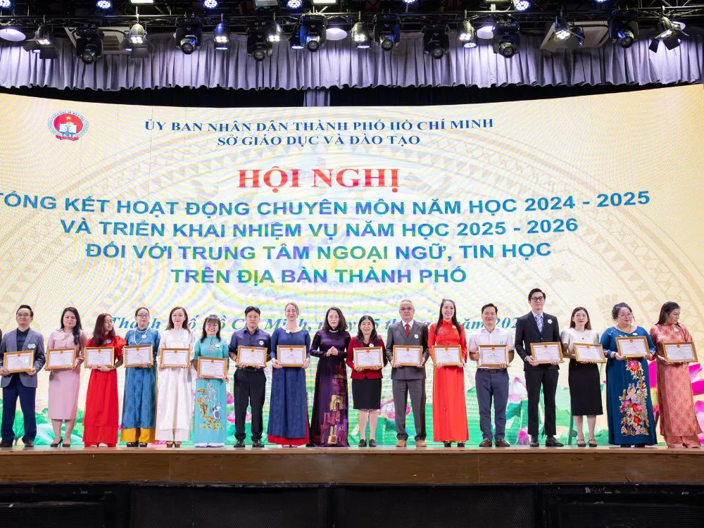 VUS nâng tầm chất lượng dịch vụ, ghi nhận thành tích xuất sắc