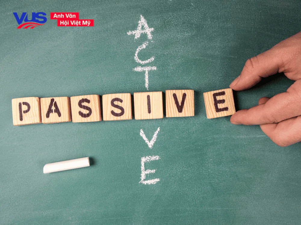 Cách chuyển từ câu chủ động sang câu bị động thì hiện tại đơn