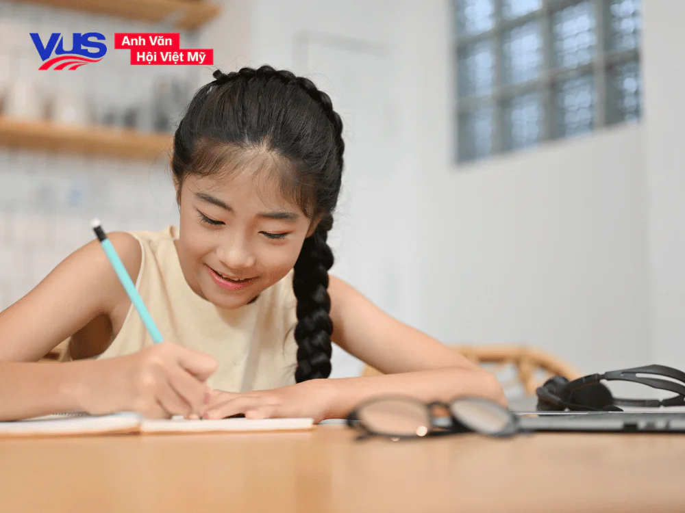 Bài tập thì hiện tại tiếp diễn lớp 6 giúp học sinh luyện tập hiệu quả