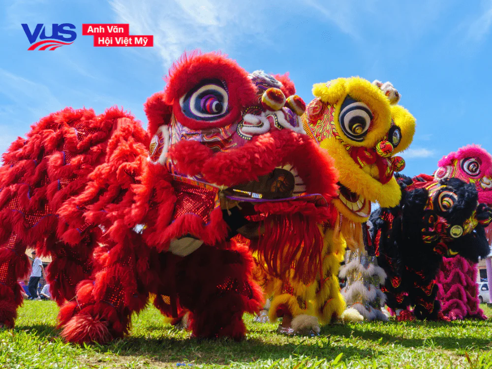 Hướng dẫn xây dựng bố cục để viết đoạn văn ngắn về Tết bằng tiếng Anh lớp 6 hay