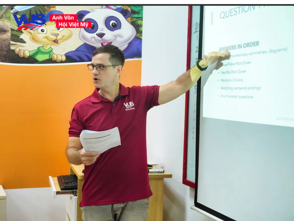 Bài tập câu bị động tương lai đơn