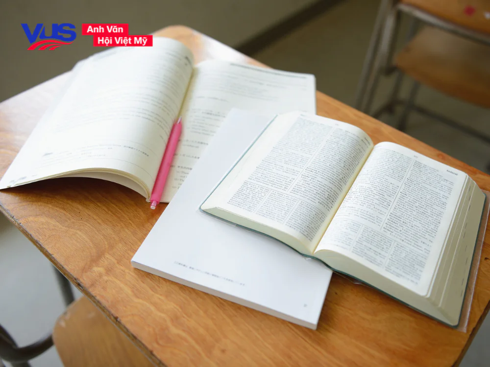 Tìm hiểu abstract noun là gì?