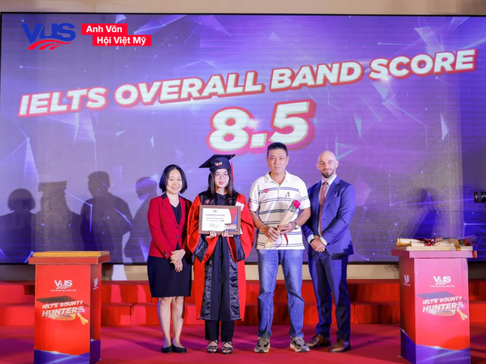 Học tiếng Anh tốt c&ugrave;ng VUS