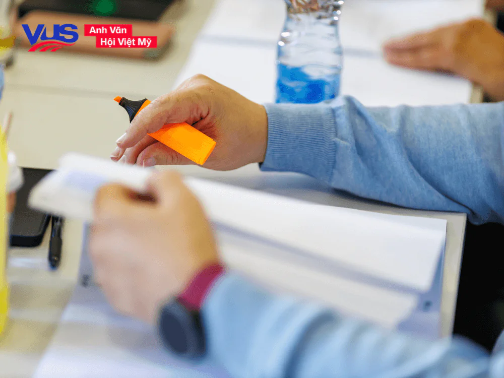 Bài tập vận dụng câu bị động trong tiếng Anh lớp 7