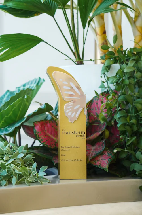 Bộ nhận diện thương hiệu mới của VUS lập 'chiến thắng k&eacute;p' xuất sắc tại transform awards asia 2025