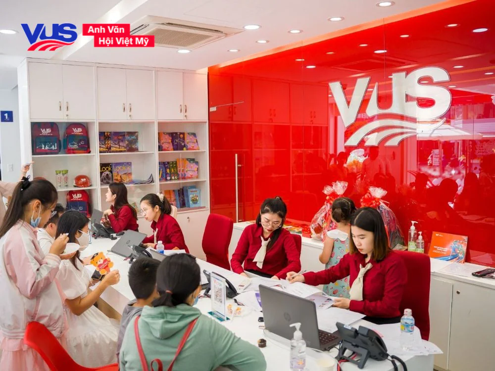 VUS &ndash; Khơi mở tương lai ngời s&aacute;ng c&ugrave;ng tiếng Anh chuẩn quốc tế