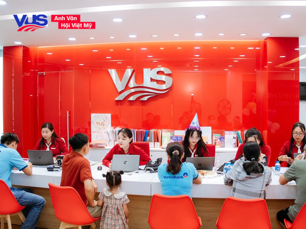 VUS tự h&agrave;o l&agrave; hệ thống Anh ngữ c&oacute; số lượng học vi&ecirc;n đạt chứng chỉ quốc tế nhiều nhất (hơn 200.000 em)