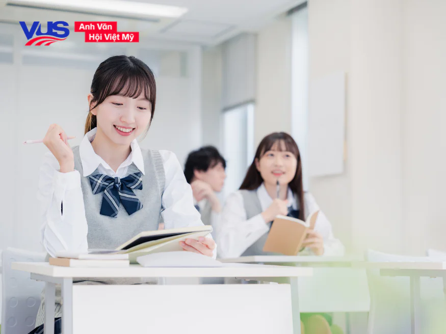 Tổng hợp bộ b&agrave;i tập trọng t&acirc;m Tiếng Anh 8 Unit 12 gi&uacute;p học sinh nắm vững kiến thức về sự sống ngo&agrave;i h&agrave;nh tinh