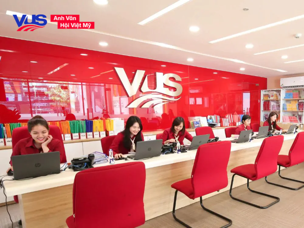 Trung t&acirc;m tiếng Anh T&acirc;n Ph&uacute; ph&ugrave; hợp cho trẻ em v&agrave; người đi l&agrave;m