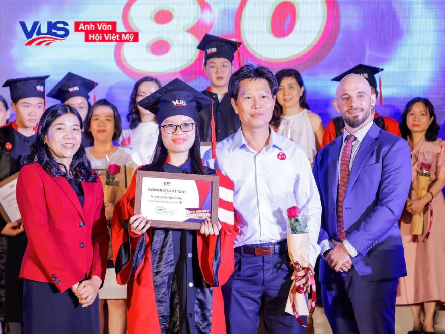 VUS tự h&agrave;o l&agrave; hệ thống anh ngữ h&agrave;ng đầu với hơn 200.000 học vi&ecirc;n đạt chứng chỉ quốc tế