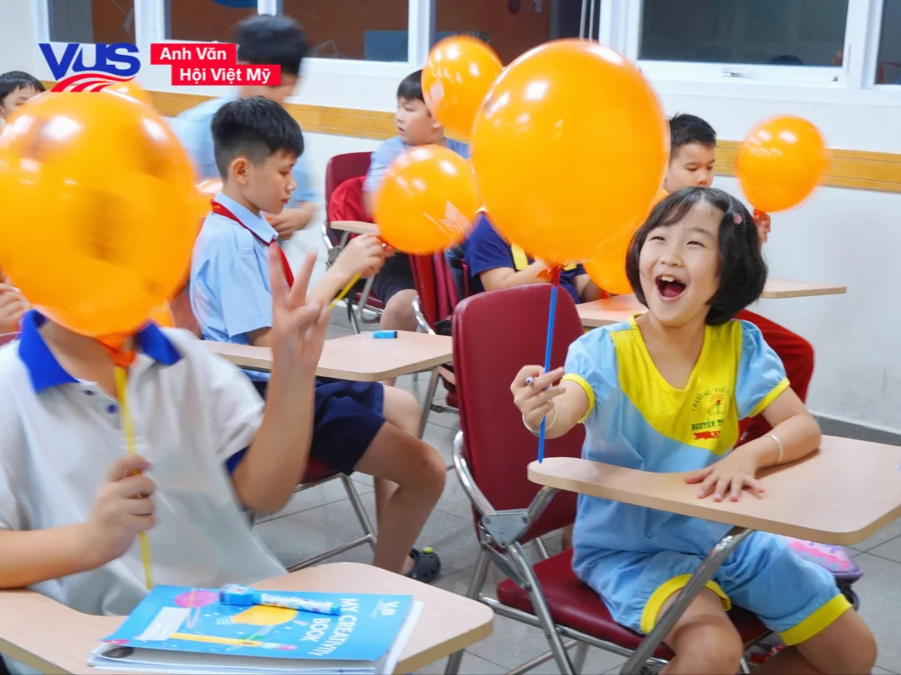 SuperKids - C&ugrave;ng học sinh tiểu học x&acirc;y nền tảng tiếng Anh vững chắc