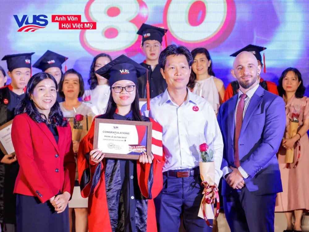VUS tự h&agrave;o c&oacute; hơn 2.100 học vi&ecirc;n chinh phục th&agrave;nh c&ocirc;ng IELTS 7.0+