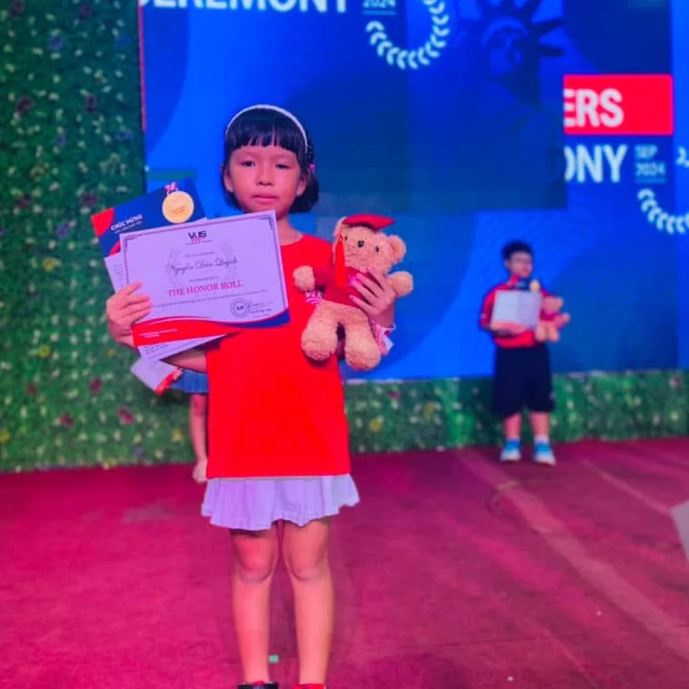 Học viên Nguyễn Đan Quỳnh 